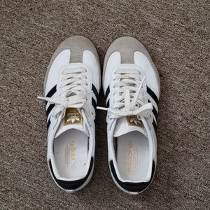 Adidas sambas